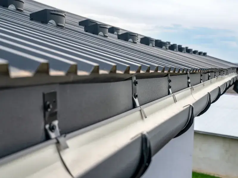 new-commercial-gutters